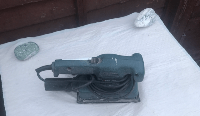 Sold - Black & Decker Sander - M80