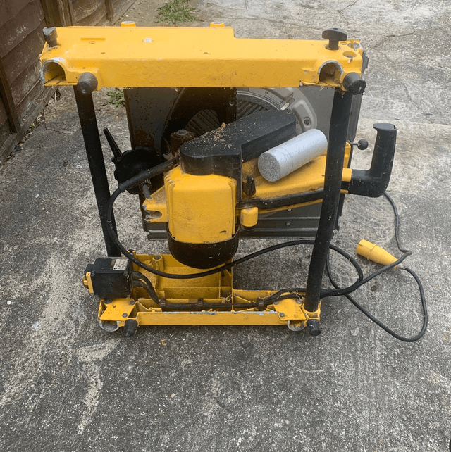Sold - Electric Wood Saw - Spares or Repairs - EWS01