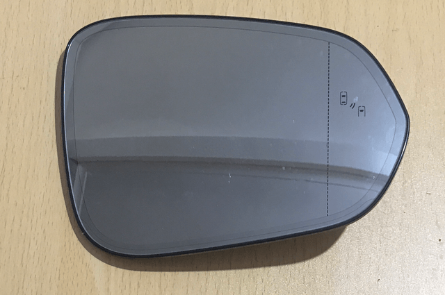 Sold - Lexus  RXH 2023 Blind Spot Monitor  - LE29