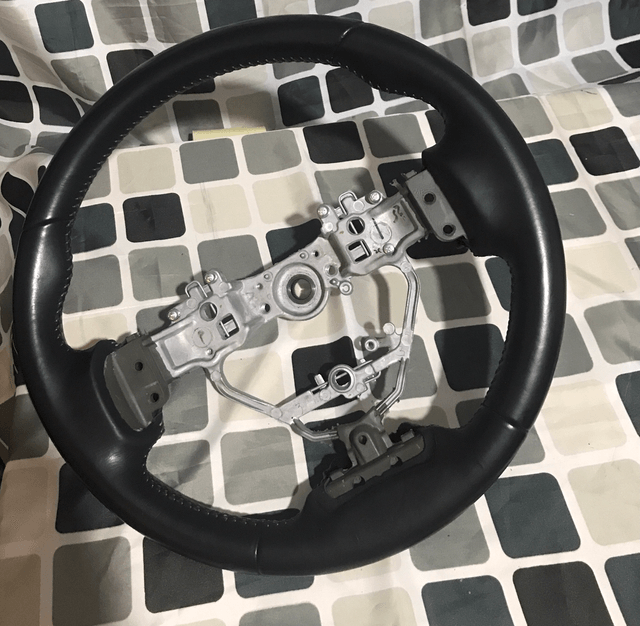 2015 - Lexus CT200h Leather  Steering Wheel - LE02 