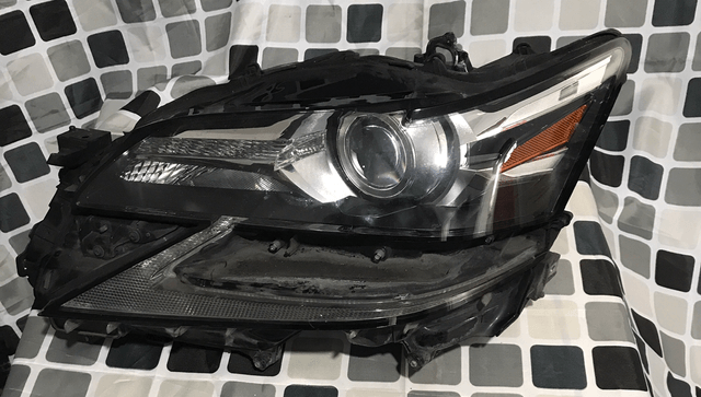 GS300 NS x 1 Broken Brackets  - LE16