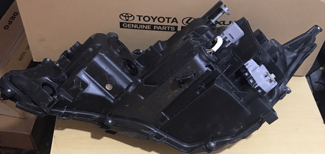 Lexus CT200 2020 Headlamp- LE30B
