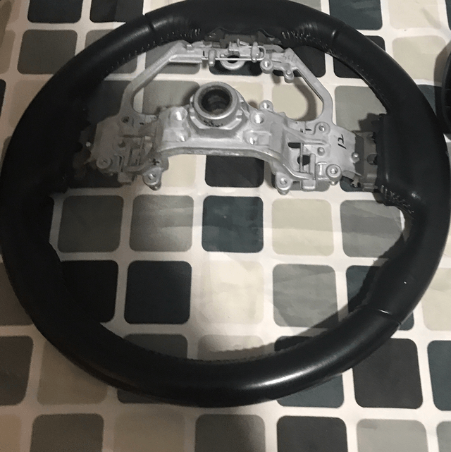 2015 - Lexus CT200h Leather  Steering Wheel - LE02 