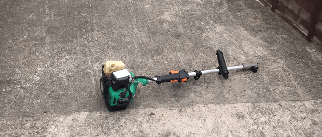 Sold - Edge Trimmer -Spares or Repairs -CA44