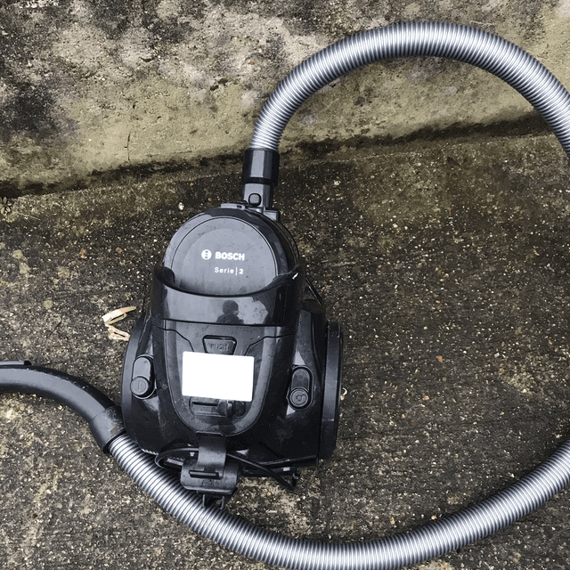 BOSCH Vaccum Cleaner - Handheld - M94 
