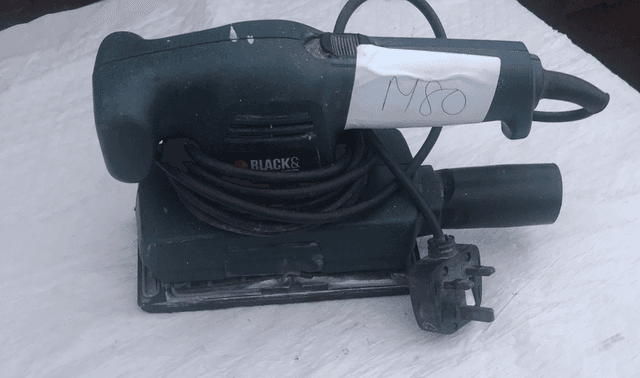 Black &amp; Decker Sander - M80