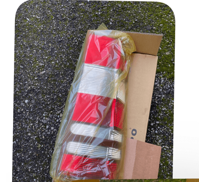 Mercedes NSR tail lamp - Right Side LE11A 