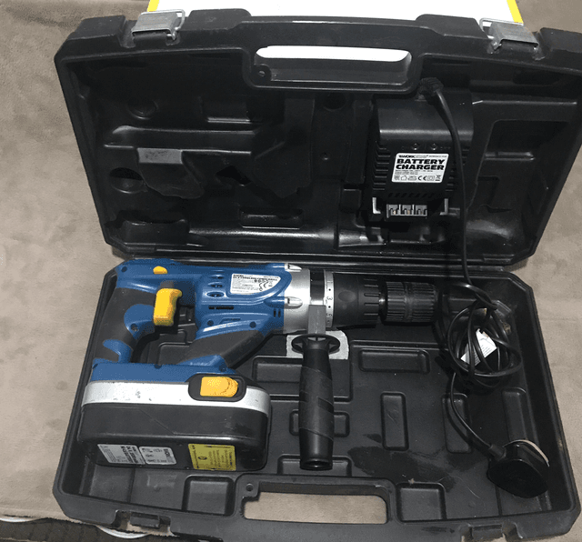 Sold - Workzone Cordless Drill set - 24V - M12