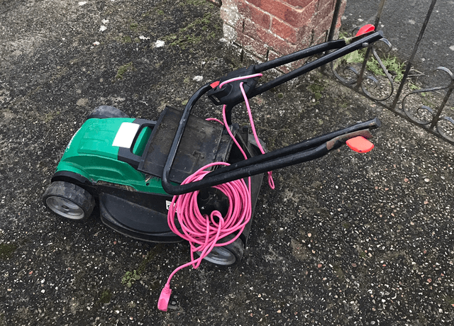 Sold - Qualcast Lawnmower - M09