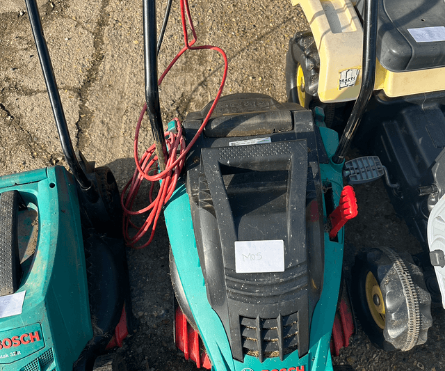 Bosch Lawn Mower - M05